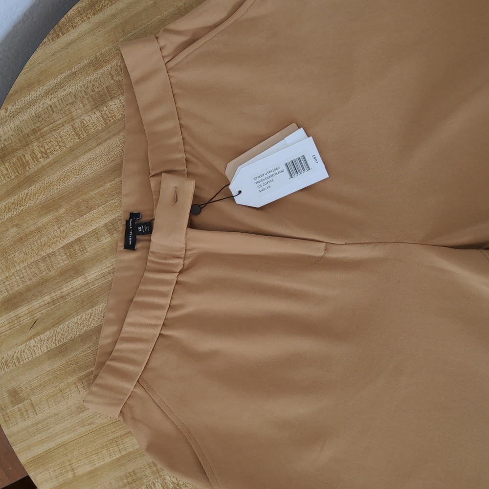 Universal Standard woven cigarette pant